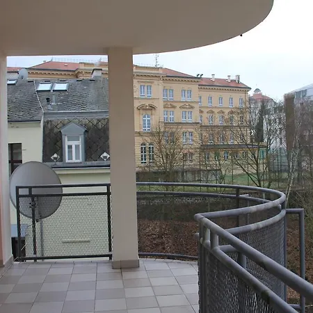 Appartement Jurincom Raisova