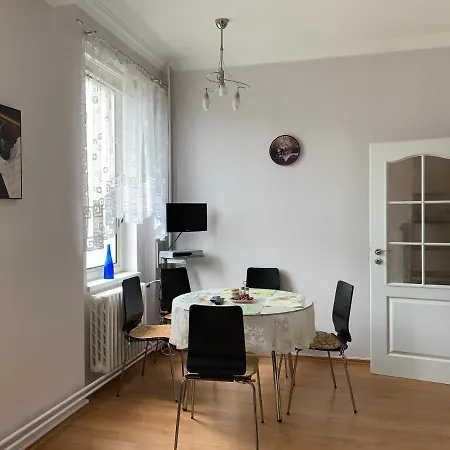 Apartment Jurincom Apartments Raisova Karlovy Vary