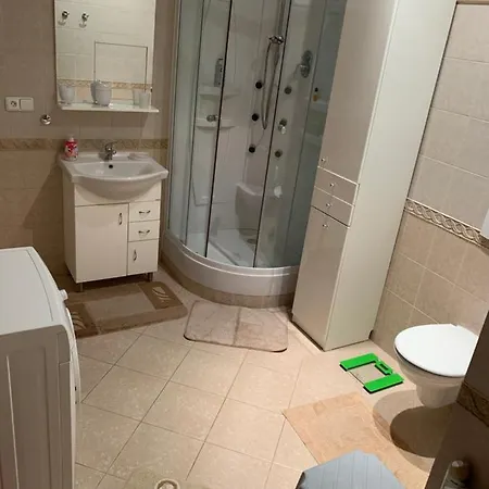 Jurincom Apartments Raisova