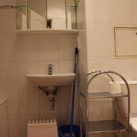 Jurincom Apartments Raisova Apartment Karlovy Vary