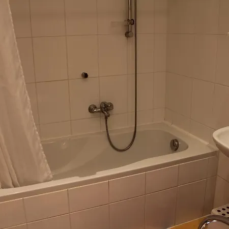 Jurincom Apartments Raisova *